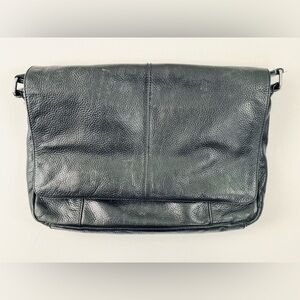 Fossil Black Leather Messenger Bag Crossbody Laptop Work Satchel